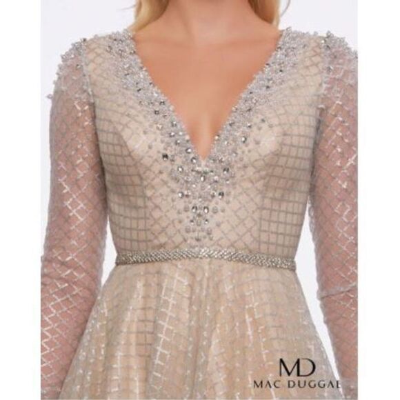 Mac Duggal Lace Gown Size 6 - Picture 4 of 16